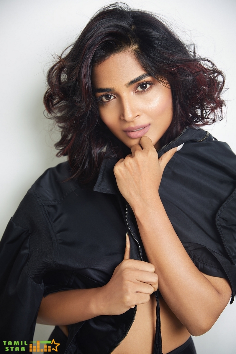 Actress Anagha Photoshoot Stills (2)