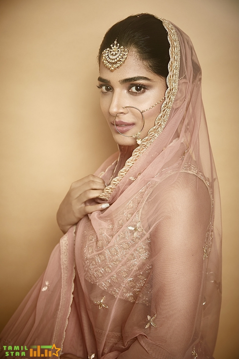 Actress Anagha Photoshoot Stills (5)