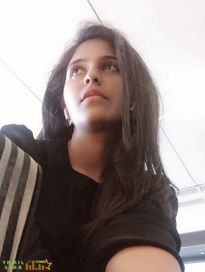 Actress Anjali Latest Photos (4)