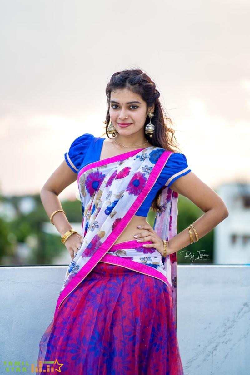 Actress Dharsha Gupta Stills (4)