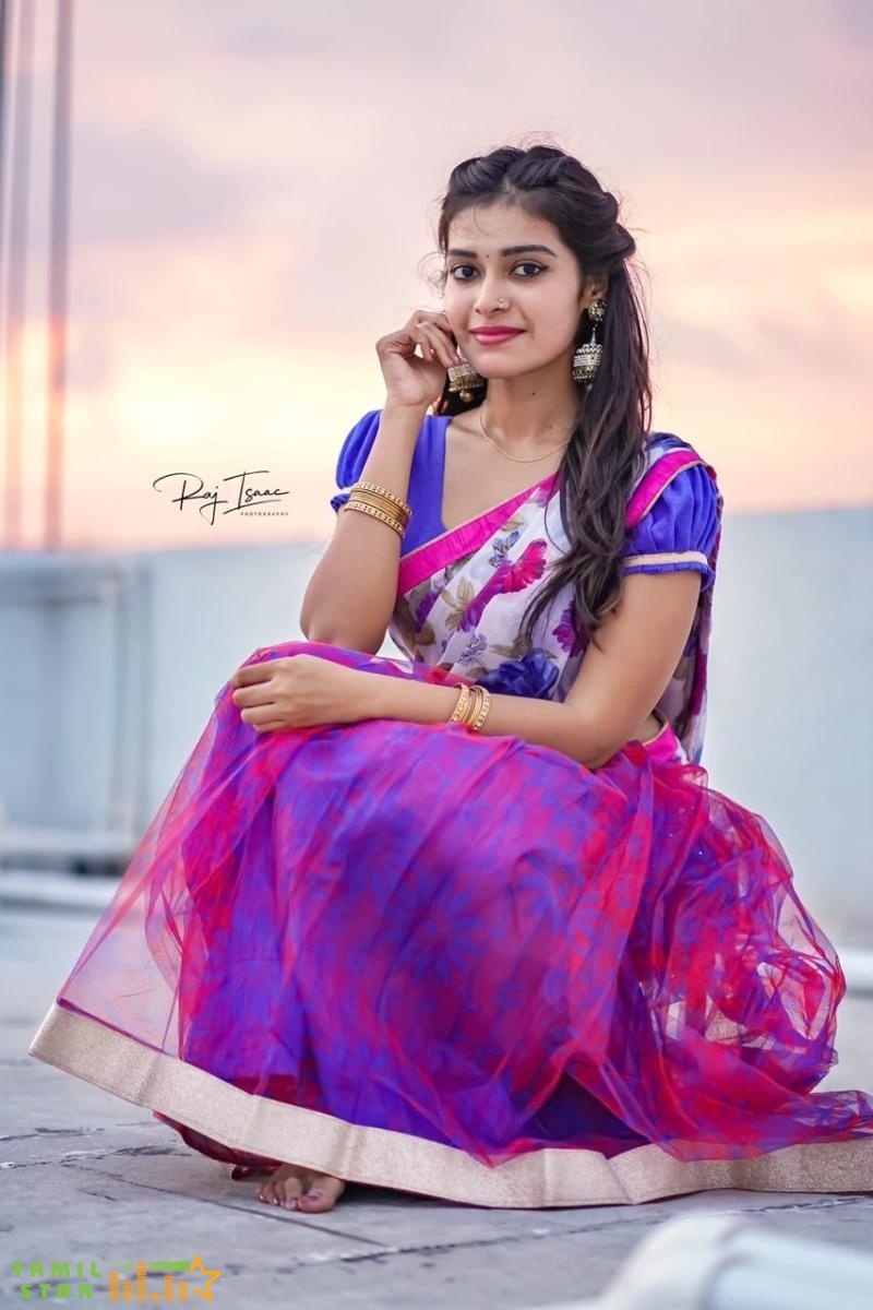 Actress Dharsha Gupta Stills (5)