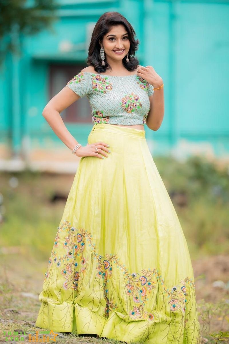 Actress Neelima Esai Recent Photo Shoot (3)