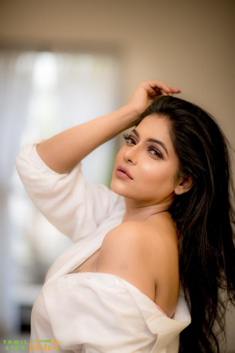 Actress Reshma Pasupuleti Latest Photoshoot (1)