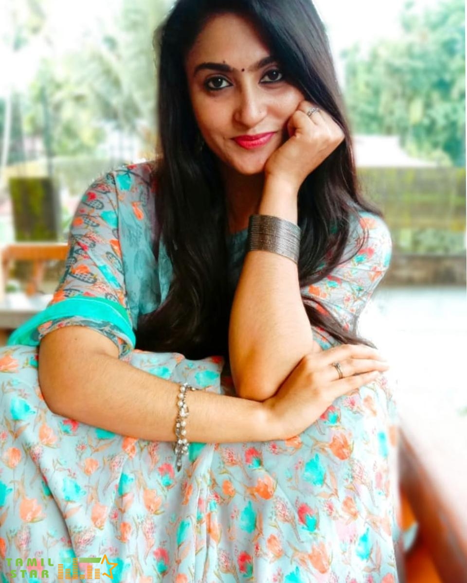 Anithra Nair (3)