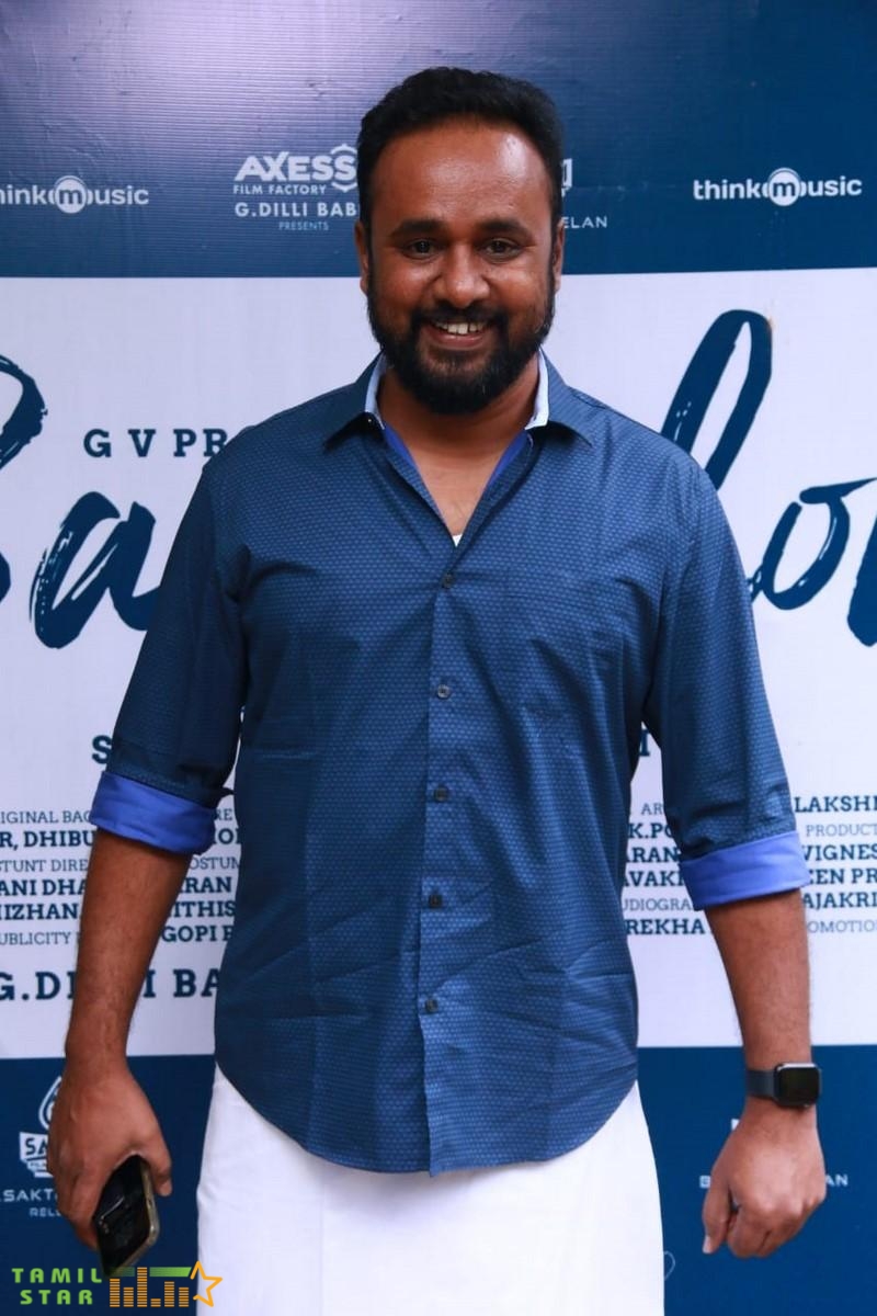 Bachelor-Movie-Press-Meet-Stills-1