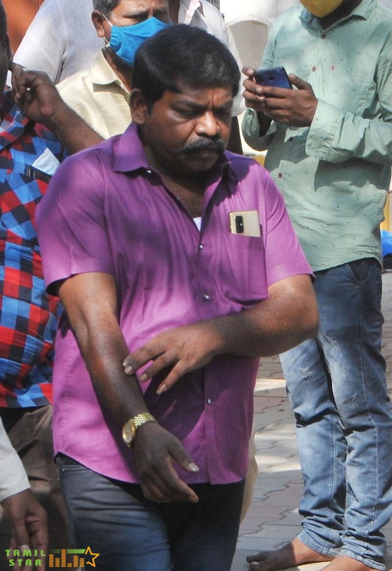 Celebrities Pay Last Respect To Legendary Actor Vivek (7)