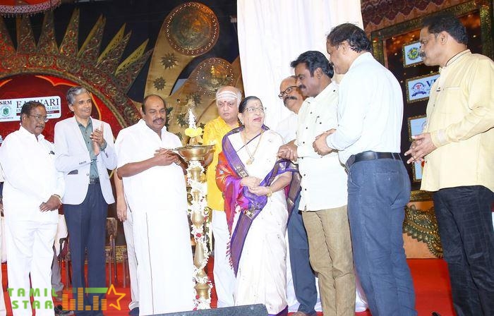 Chennaiyil Thiruvaiyaru 15th Season Opening Ceremony Photos (2)