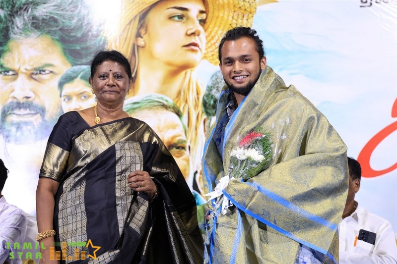 En-Kadhale-Trailer-Launch-Photos-19