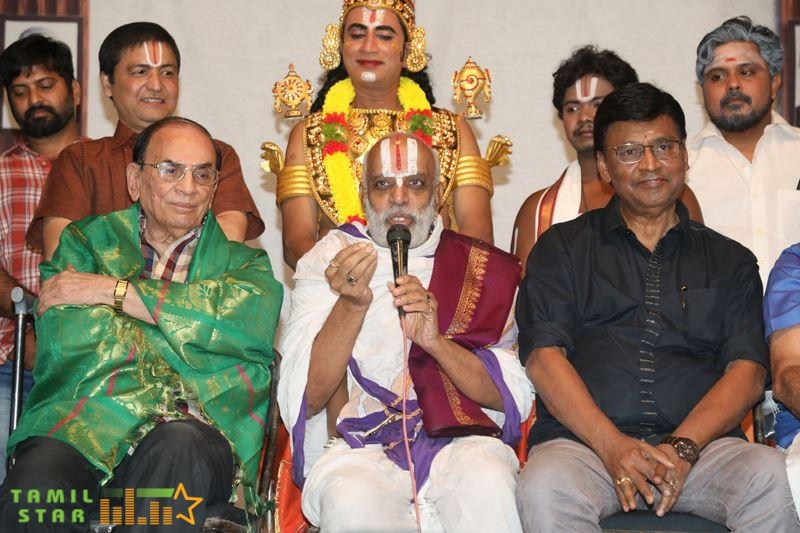 Event Stills of First Sequel Tamil Stage Show Madhuvanthi Ms Perumaale 2 (2)