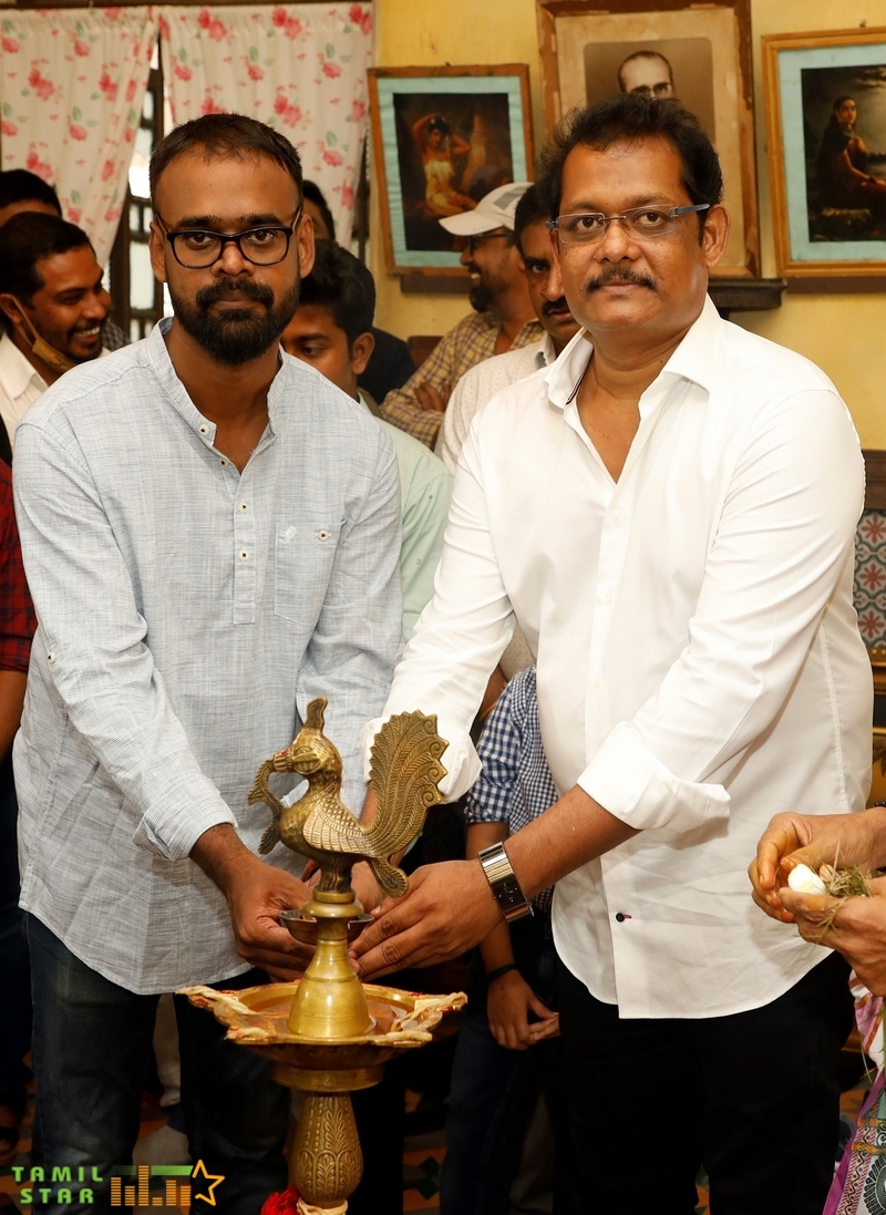 Flash Back Pooja Stills (7)
