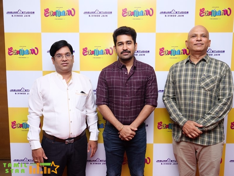 GOLMAAL-Movie-Pooja-Event-Stills-55