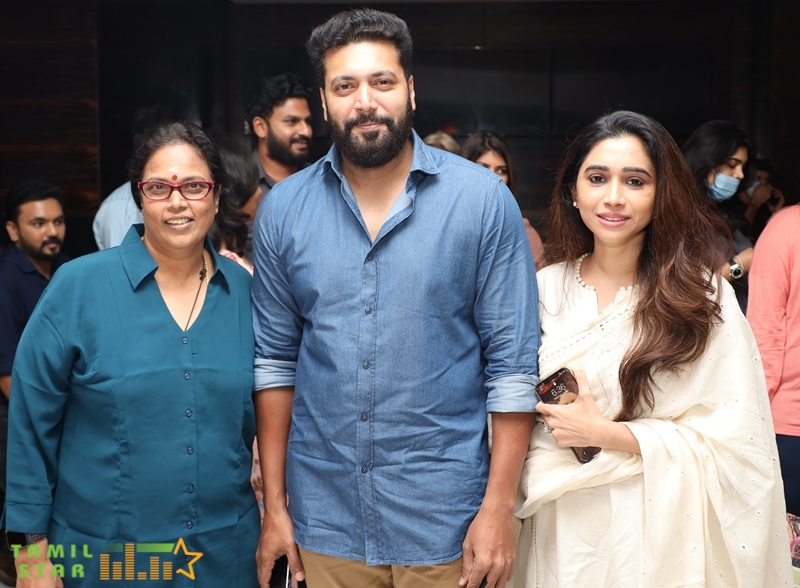 Hey-Sinamika-Premiere-Show-Stills-18