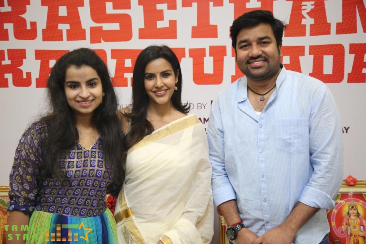 Kasethan-Kadavulada-Movie-Launch-Stills-7