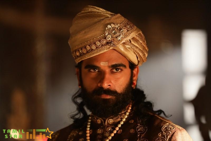 Maraikkayar-Arabic-Kadalin-Singam-Movie-Stills-3