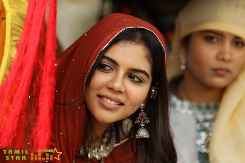 Maraikkayar-Arabic-Kadalin-Singam-Movie-Stills-5