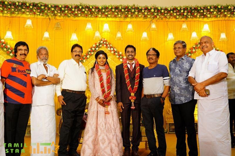 Meendum Oru Mariyathai Actress Nakshatra Wedding Photos (2)