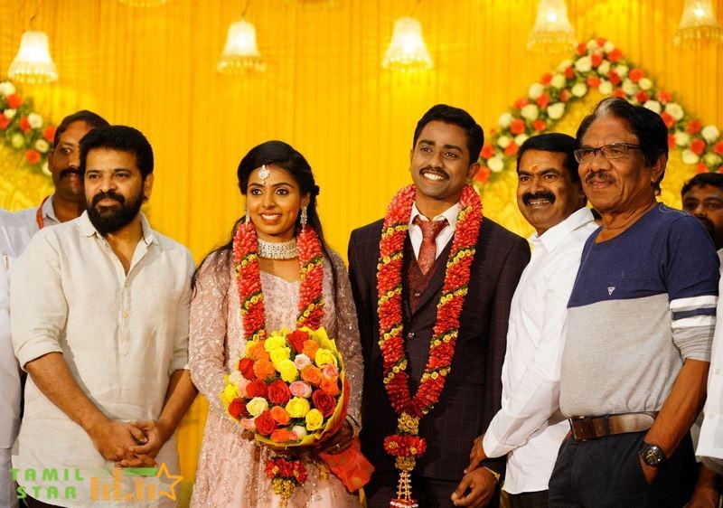 Meendum Oru Mariyathai Actress Nakshatra Wedding Photos (4)