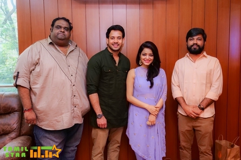 Munnarivaan Movie Pooja Stills (31)