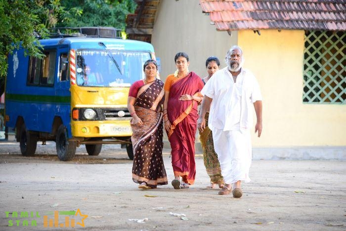 Naan Avalai Sandhitha Pothu Movie Stills (11)