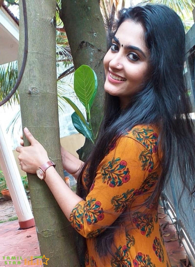 Pubg Actress Anithra Nair Photos (1)