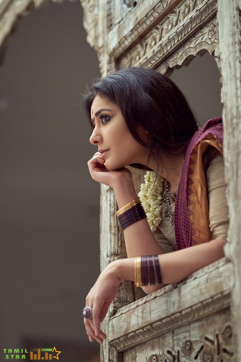 RaashiKhanna (7)