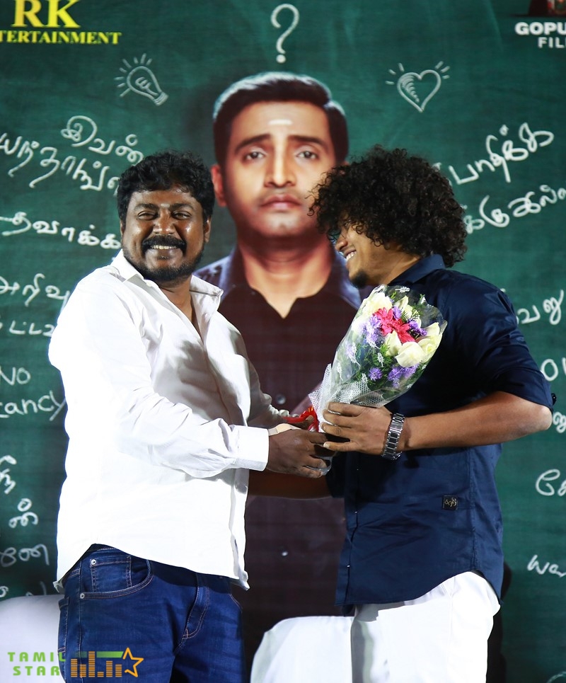 Sabhaapathy-Press-Meet-Stills-12