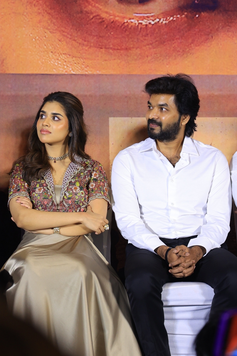 Sattendru-Maarudhu-Vaanilai-Pre-Release-Event-15
