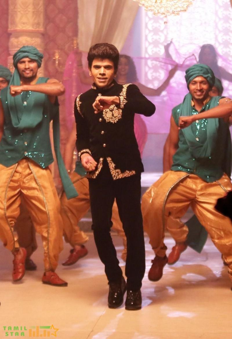 The-Legend-Movie-Stills-2