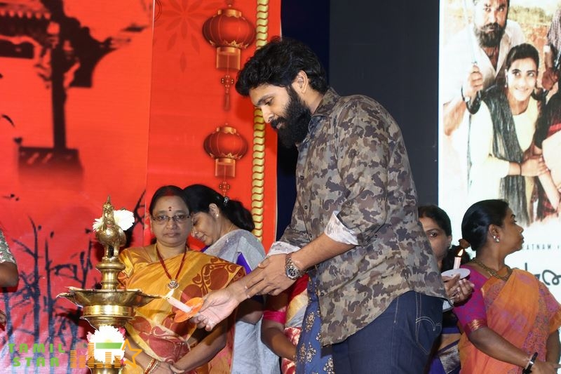 Vaanam Kottattum Team at Ethiraj College Photos (6)