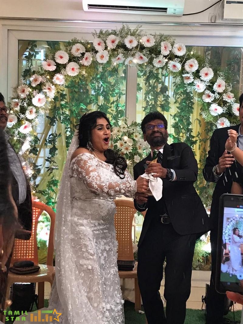 Vanitha Vijayakumar and Peter Paul Marriage Photos (6)