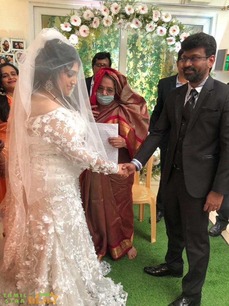 Vanitha Vijayakumar and Peter Paul Marriage Photos (7)