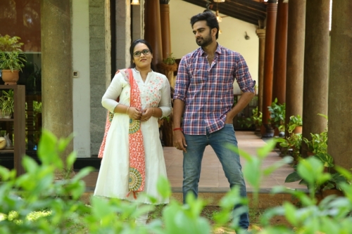 Sila-Nerangalil-Sila-Manidhargal-Movie-Photos-14